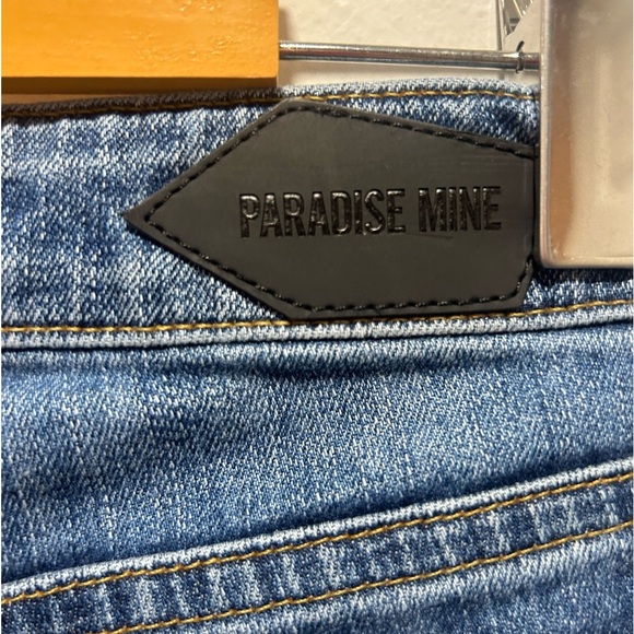 PARADISE MINE by ARITZIA jeans, low rise skinny, size 24, ripped knees - Picture 6 of 10